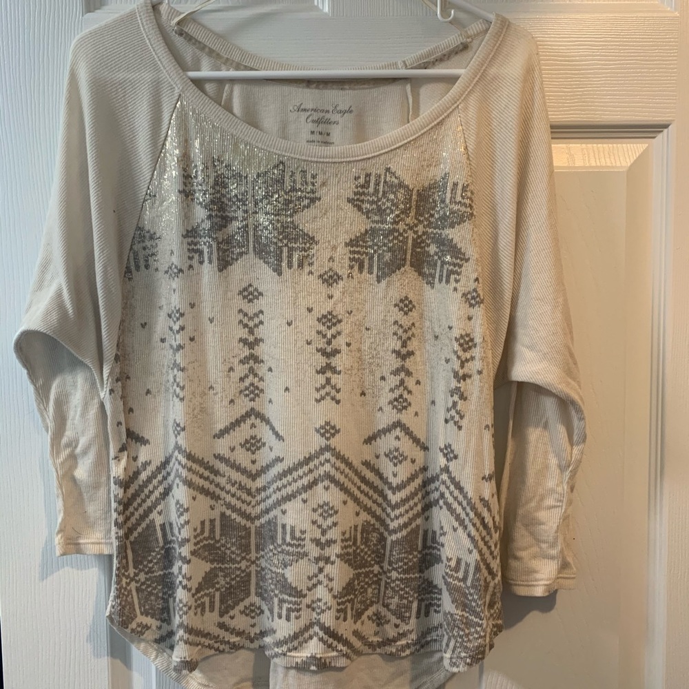 American eagle quarter length shirt